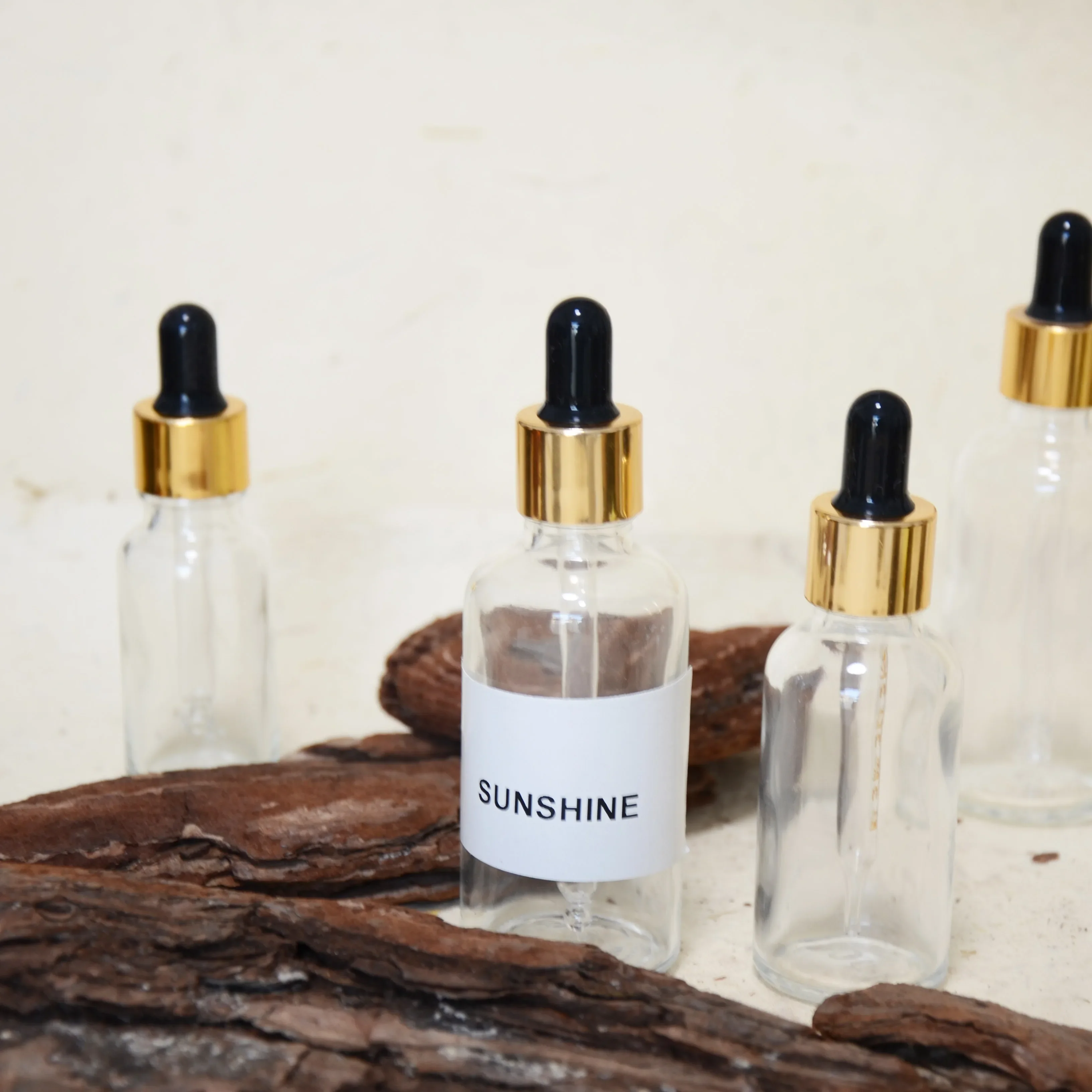 Face Serum Hair Oil Bottles Refillable Perfume Bottle Dropper for Travel Oil Bottle Dropper Packaging for Cosmetics Plastic
Face Serum Hair Oil Bottles Refillable Perfume Bottle Dropper for Travel Oil Bottle Dropper Packaging for Cosmetics Plastic