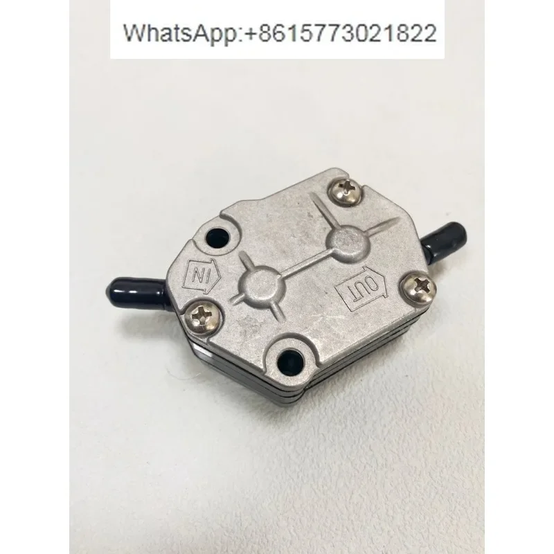 Suitable for Yamaha for Mercury outboard low pressure oil pump Yum Sea 15-30-85-200 gasoline pump fuel pump
Suitable for Yamaha for Mercury outboard low pressure oil pump Yum Sea 15-30-85-200 gasoline pump fuel pump