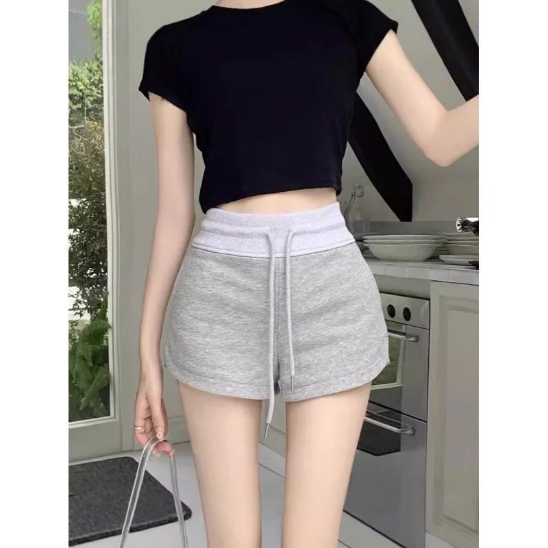 Gray Sports Shorts for Women, Summer Thin Style, Small Size, Casual High Waist, Slimming, Hot Girl A-line Ultra Short Hot Pants
Gray Sports Shorts for Women, Summer Thin Style, Small Size, Casual High Waist, Slimming, Hot Girl A-line Ultra Short Hot Pants