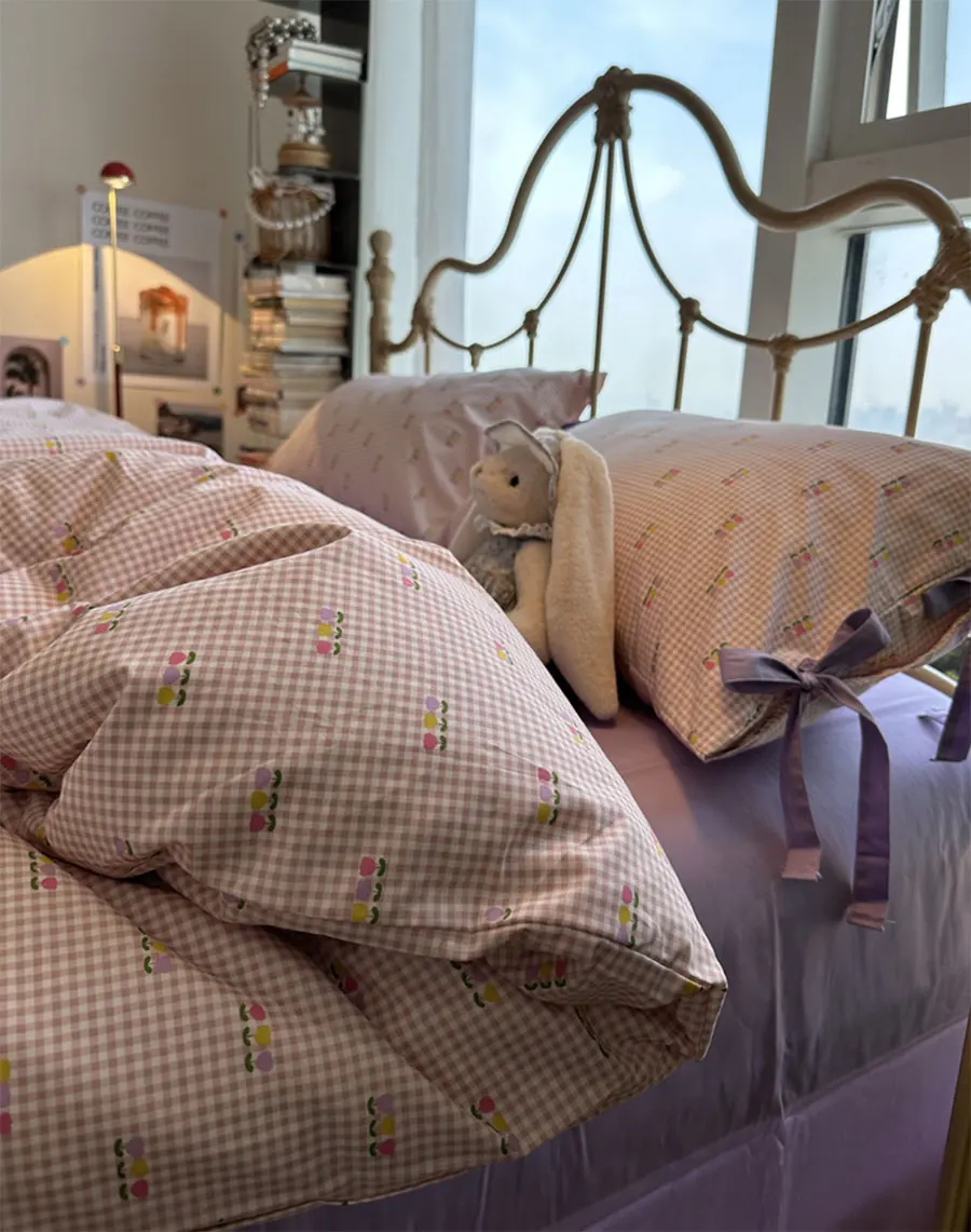 Elegant fashion plaid tulip pueple pink bedding set,twin full queen king cotton home textile bed sheet pillow case quilt cover
Elegant fashion plaid tulip pueple pink bedding set,twin full queen king cotton home textile bed sheet pillow case quilt cover