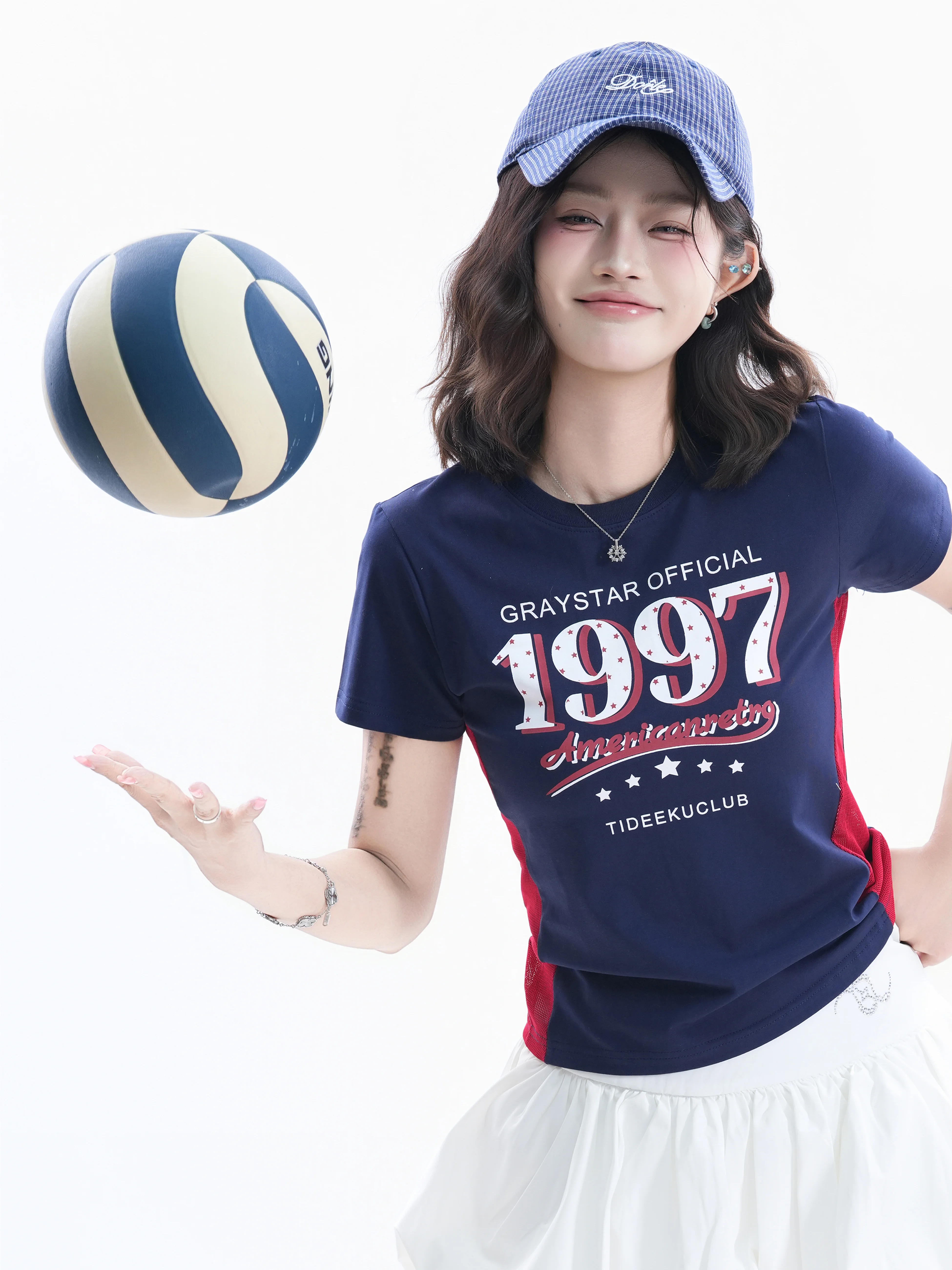 Slim Fit American Retro Hot Girl 1997 Print T-Shirt Women Summer Short Sleeve Top Casual Style round Neck Letter Pattern
Slim Fit American Retro Hot Girl 1997 Print T-Shirt Women Summer Short Sleeve Top Casual Style round Neck Letter Pattern