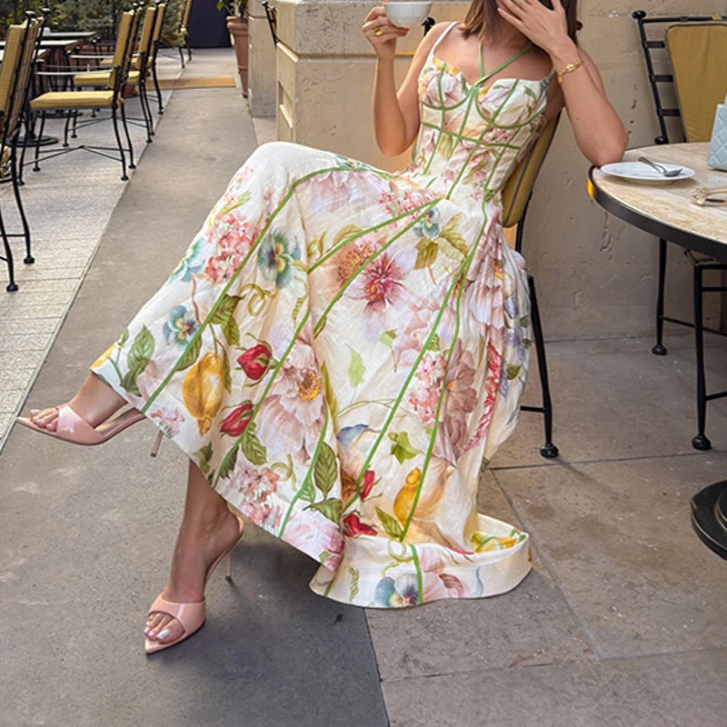 Women Sexy Hollow Backless Slim Bohe Dress Fashion Hight Waist Pleated Long Dress Elegant Halter Sleeveless Holiday Party Dress
Women Sexy Hollow Backless Slim Bohe Dress Fashion Hight Waist Pleated Long Dress Elegant Halter Sleeveless Holiday Party Dress