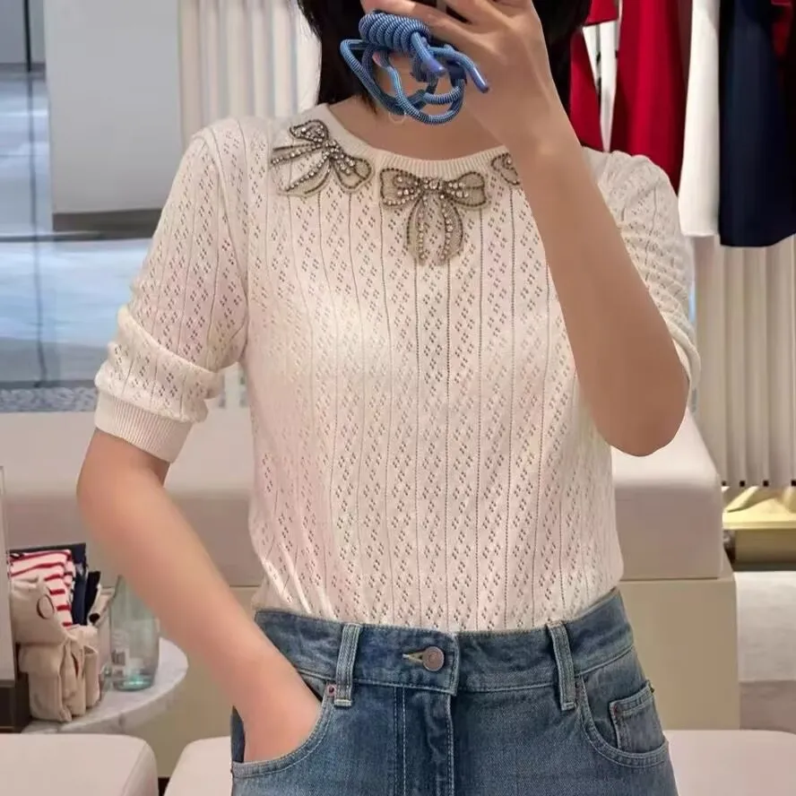 Sweet Girls Slim White Knitted Top Fashion Hollow Out Bow Embroidery T Shirt With Rhinestone
Sweet Girls Slim White Knitted Top Fashion Hollow Out Bow Embroidery T Shirt With Rhinestone