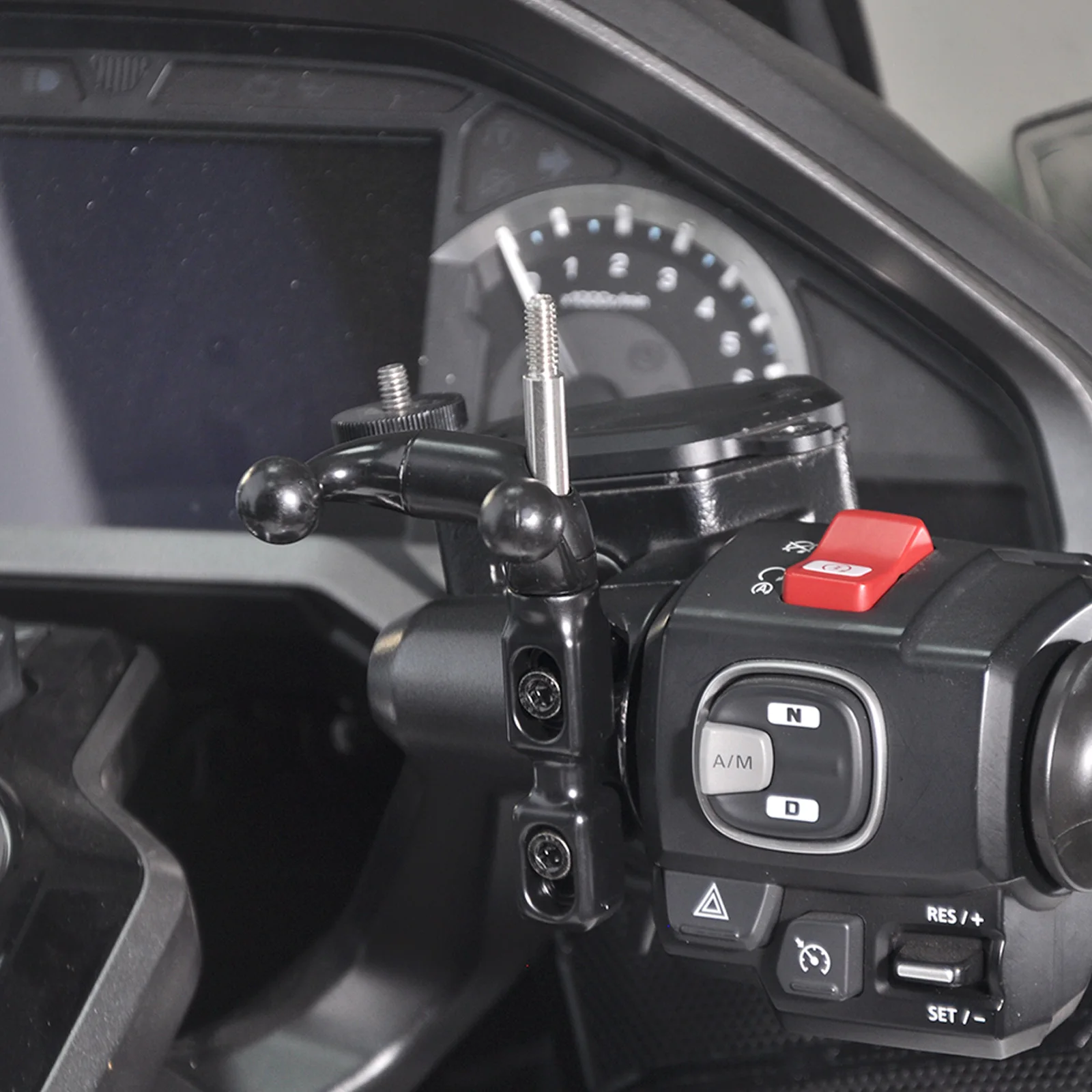 PANICAL 17/25mm Universal Ball Head Motorcycle Mobile Phone GPS /Cup Holder Bracket For Honda Gold Wing GL1800/F6B/DCT
PANICAL 17/25mm Universal Ball Head Motorcycle Mobile Phone GPS /Cup Holder Bracket For Honda Gold Wing GL1800/F6B/DCT