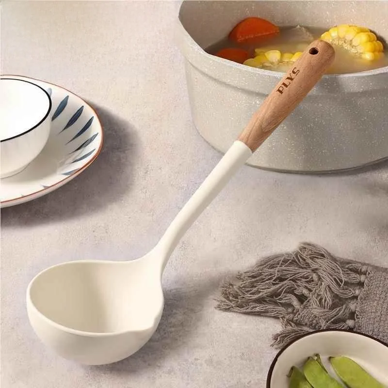 Household Large Size Silicone Soup Spoon Long Handle Non-Stick Kitchen Utensil Food Grade Sturdy Thickened Soup Stew Spoon
Household Large Size Silicone Soup Spoon Long Handle Non-Stick Kitchen Utensil Food Grade Sturdy Thickened Soup Stew Spoon