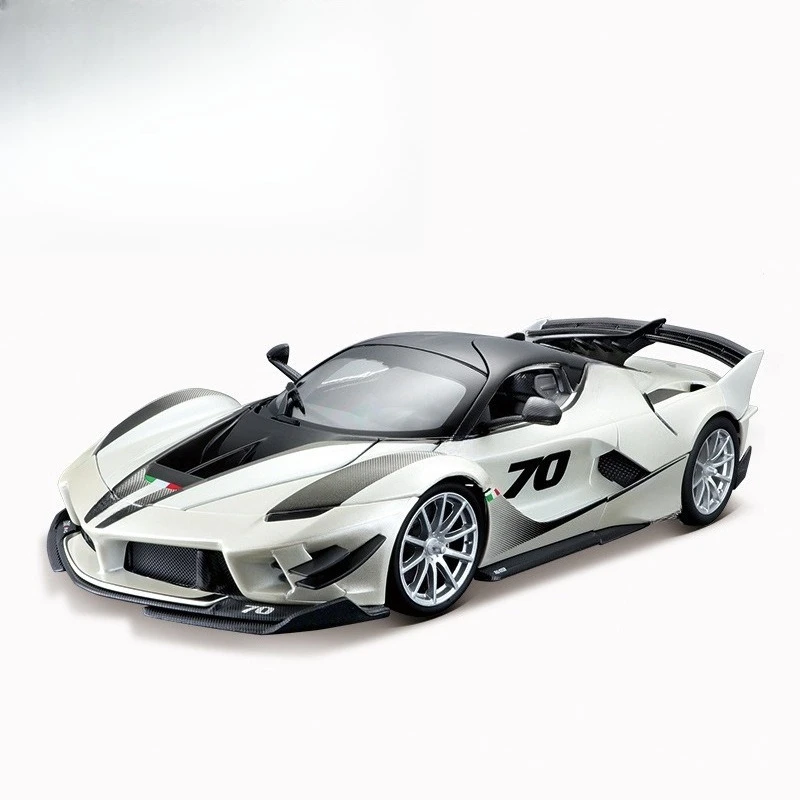 1:18 Ferrari simulation alloy car model car model original ornament wholesale collection
1:18 Ferrari simulation alloy car model car model original ornament wholesale collection