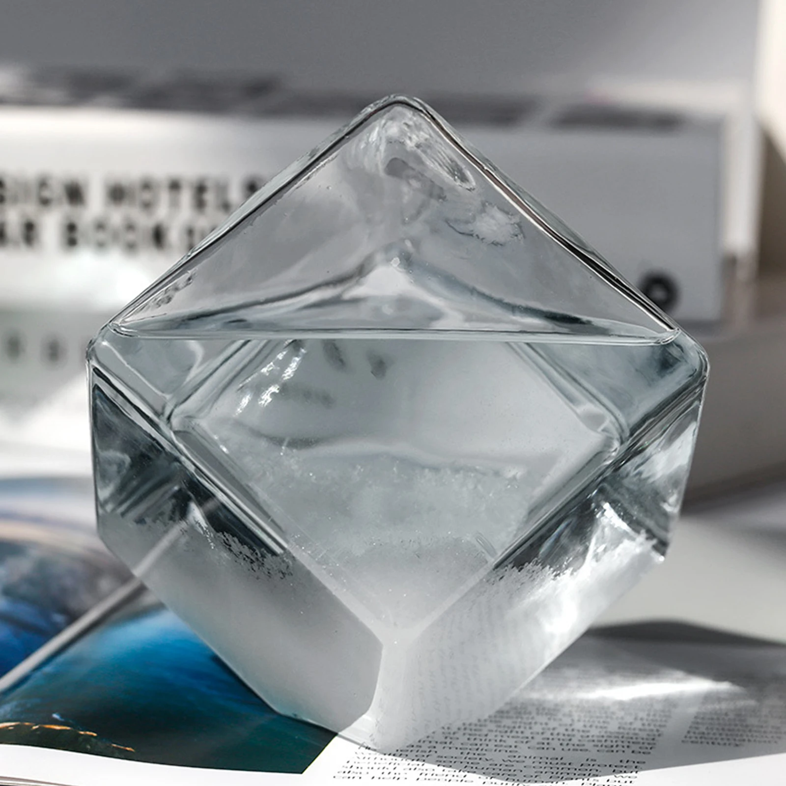 Weather Forecast Storm Glass Water Cube Barometer Desktop Transparent Crystal Bottle With Base Christmas Birthday Decoration
Weather Forecast Storm Glass Water Cube Barometer Desktop Transparent Crystal Bottle With Base Christmas Birthday Decoration