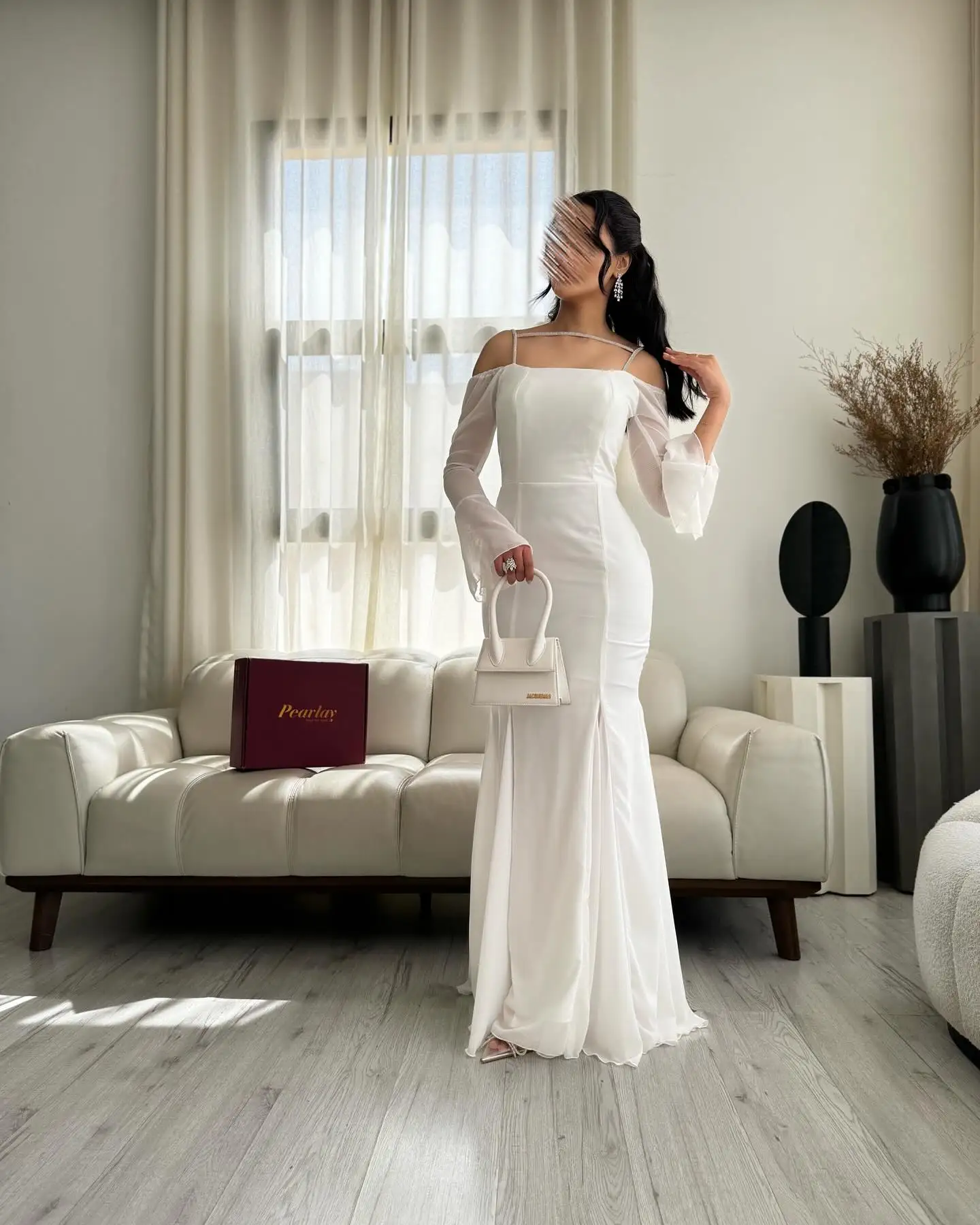 Customized Chiffon Straight Off the Shoulder Crystal Evening Dress Strapless Floor Length Long Sleeves Sweep Train White
Customized Chiffon Straight Off the Shoulder Crystal Evening Dress Strapless Floor Length Long Sleeves Sweep Train White