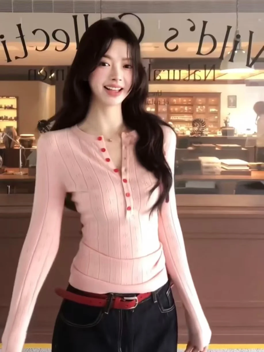 Korean Style Henry Collar Button up Pink Knitwear Long Sleeve Women's Top Autumn Winter Inner Wear Soft Cotton Sweater
Korean Style Henry Collar Button up Pink Knitwear Long Sleeve Women's Top Autumn Winter Inner Wear Soft Cotton Sweater