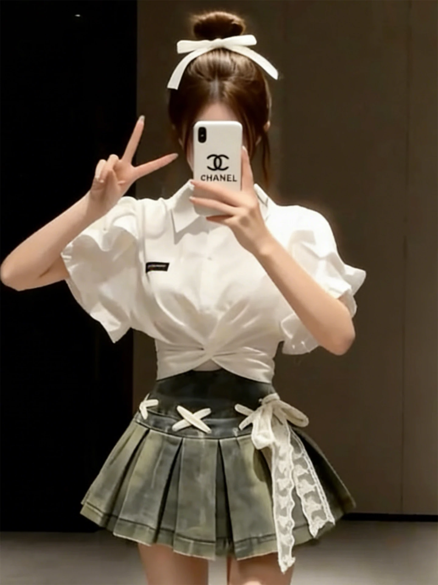 Summer White Neck Bubble Sleeve Set College Style A-Line Skirt Women's Fashion Two-Piece Suit Short Length High Waist
Summer White Neck Bubble Sleeve Set College Style A-Line Skirt Women's Fashion Two-Piece Suit Short Length High Waist