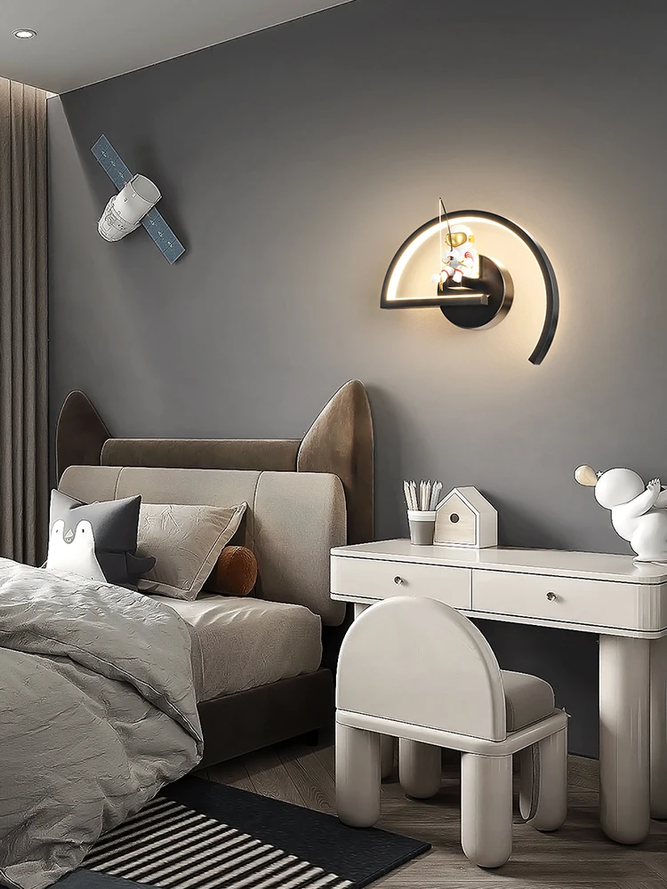 Luxury lamp bedroom bedside lamp modern simple atmosphere 2023 new online celebrity astronaut children's room wall lamp
Luxury lamp bedroom bedside lamp modern simple atmosphere 2023 new online celebrity astronaut children's room wall lamp