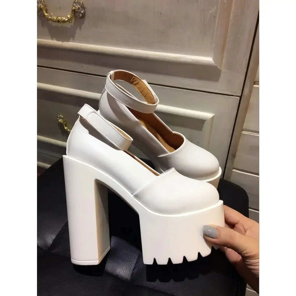 2025 European American women nightclub bar performance high heel shoes 15cm thick heel ultra-high heel platform women's shoes
2025 European American women nightclub bar performance high heel shoes 15cm thick heel ultra-high heel platform women's shoes