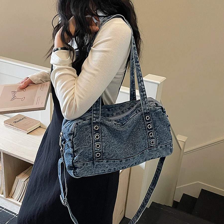 Large Capacity Denim Blue Women's Shoulder Bag Female Tote Crossbody Bag Shopper Bags Retro College Handbags for Daily Commuting
Large Capacity Denim Blue Women's Shoulder Bag Female Tote Crossbody Bag Shopper Bags Retro College Handbags for Daily Commuting