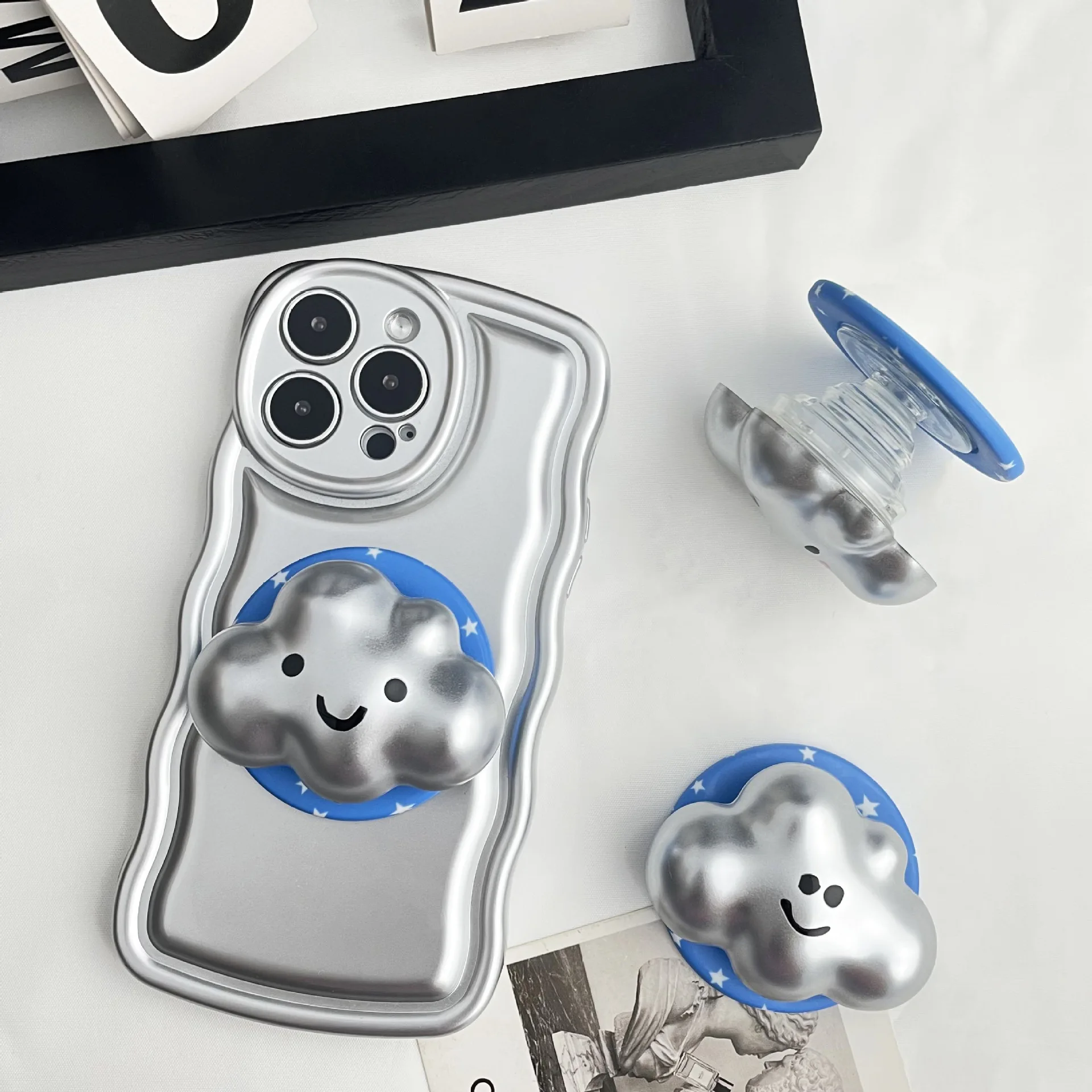 Ins Style Smiling Cloud Phone Grip Holder Foldable Cool Silver Portable Finger Stand Bracket Socket Universal for Cell Mobile
Ins Style Smiling Cloud Phone Grip Holder Foldable Cool Silver Portable Finger Stand Bracket Socket Universal for Cell Mobile