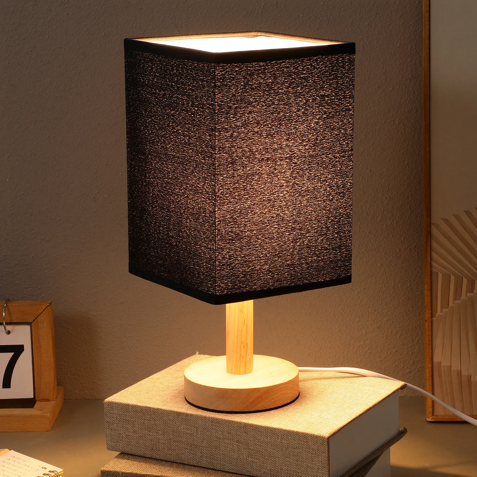 Square Table Lamp Lampshade Simple Elegant Iron Replacement Soft Light Cover for Home Office Hotel Use Table Lamp Shade
Square Table Lamp Lampshade Simple Elegant Iron Replacement Soft Light Cover for Home Office Hotel Use Table Lamp Shade