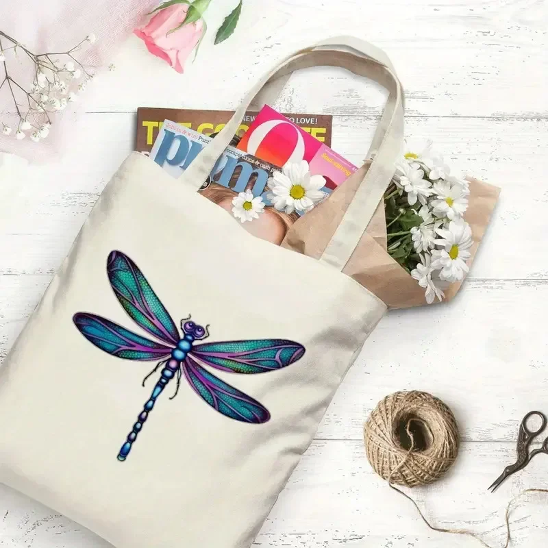 Простая холщовая сумка со стрекозой, милая женская сумка с котом, большая вместительная сумка для покупок, короткая дорожная сумка-тоут, портативная сумка
Простая холщовая сумка со стрекозой, милая женская сумка с котом, большая вместительная сумка для покупок, короткая дорожная сумка-тоут, портативная сумка