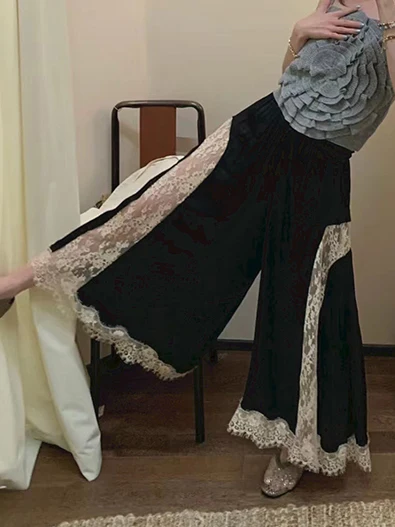 Loose Lace Embedded Dark Floral Pattern Women's Pants Summer 2026 Casual Wide Leg Pants French Style Natural Waist Cotton Blend
Loose Lace Embedded Dark Floral Pattern Women's Pants Summer 2026 Casual Wide Leg Pants French Style Natural Waist Cotton Blend