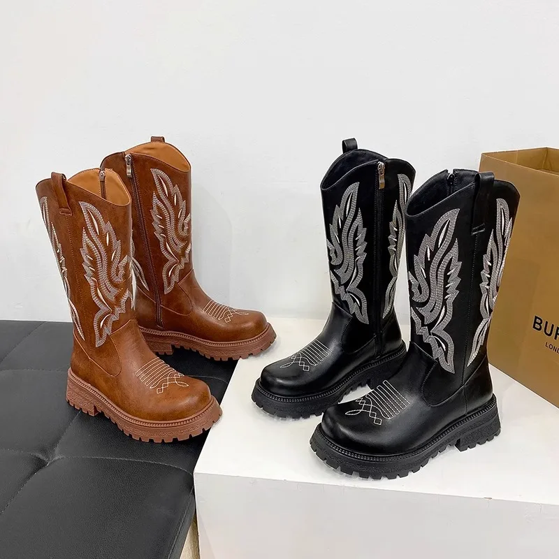 2025 Fashion Kids Girl Western Cowboy Boots Spring and Autumn Retro Embroidered Design Children's Martrn Boot Mid High Top Boots
2025 Fashion Kids Girl Western Cowboy Boots Spring and Autumn Retro Embroidered Design Children's Martrn Boot Mid High Top Boots