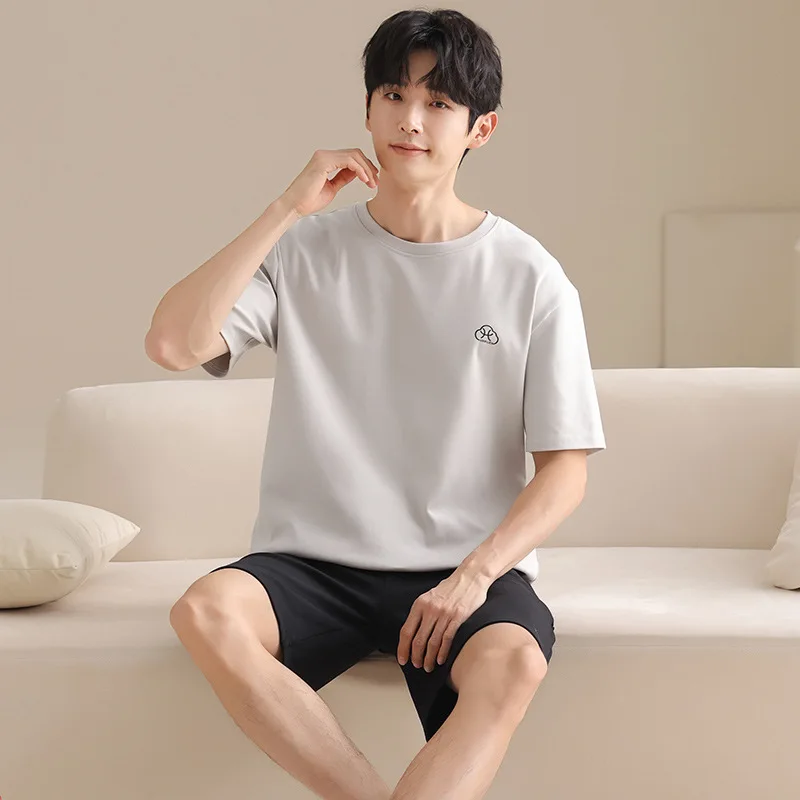 2025 New 100% Cotton Homewear for Men 2pcs/set Pajamas set Summer Short Sleeves Sleeping Top Pant Nightwear Hombre Pijamas
2025 New 100% Cotton Homewear for Men 2pcs/set Pajamas set Summer Short Sleeves Sleeping Top Pant Nightwear Hombre Pijamas