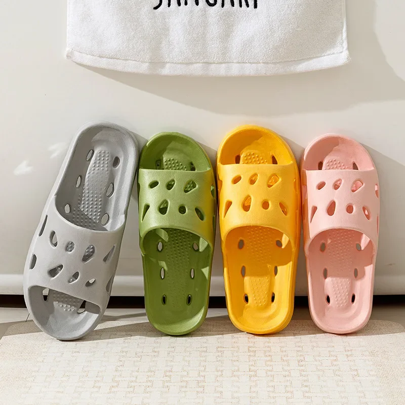Slippers Men Bathroom Water Leaky Slippers Summer Women Home Couples Non-slip Indoor Home Waterproof Sandals Super Light
Slippers Men Bathroom Water Leaky Slippers Summer Women Home Couples Non-slip Indoor Home Waterproof Sandals Super Light