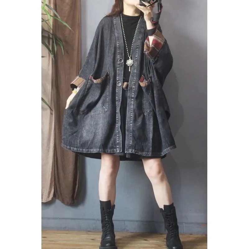 Осенние длинные куртки женские, модные винтажные свободные джинсовые плащи оверсайз, повседневные ветровки с V-образным вырезом для женщин, верхняя одежда
Осенние длинные куртки женские, модные винтажные свободные джинсовые плащи оверсайз, повседневные ветровки с V-образным вырезом для женщин, верхняя одежда