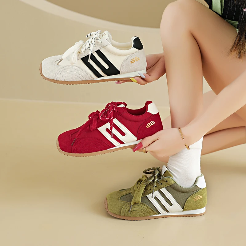 Summer New Lace Up Women's Sports Shoes Plus Size Woman Sneakers Mixed Colors Female Fashion Versatile Flat Casual Sneaker
Summer New Lace Up Women's Sports Shoes Plus Size Woman Sneakers Mixed Colors Female Fashion Versatile Flat Casual Sneaker