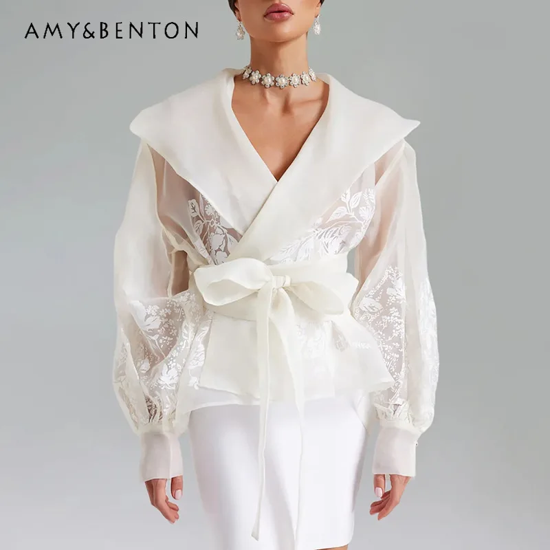 Retro Court Style Design Temperament Lapel Women's Shirt 2026 Spring Autumn High-end Lace-up Waist-cinching Thin Shirts Ladies
Retro Court Style Design Temperament Lapel Women's Shirt 2026 Spring Autumn High-end Lace-up Waist-cinching Thin Shirts Ladies