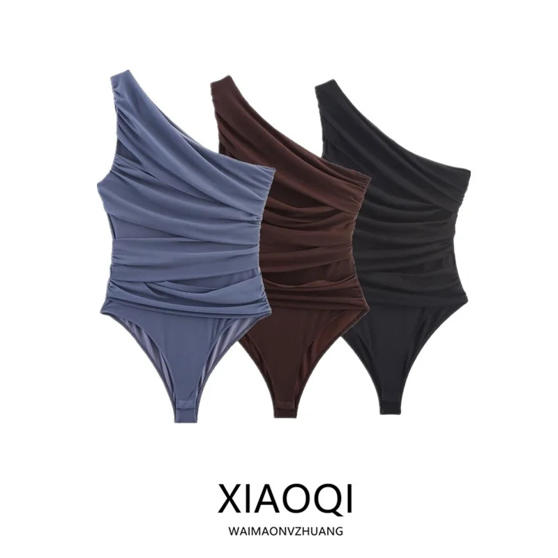 Осень 2023, новый асимметричный плиссированный цельный женский костюм из шелка с высокой талией, прямые брюки-трубы
Осень 2023, новый асимметричный плиссированный цельный женский костюм из шелка с высокой талией, прямые брюки-трубы