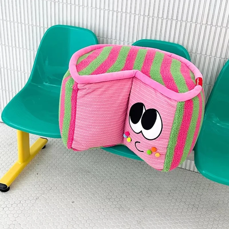 Cake pier lazy sofa bedroom living room small pier tatami ins wind dopamine color scheme
Cake pier lazy sofa bedroom living room small pier tatami ins wind dopamine color scheme