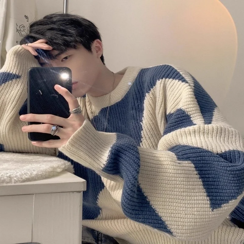 Color blocked sweater men's autumn and winter lazy style loose clothing trendy brand men's knitted base sweater
Color blocked sweater men's autumn and winter lazy style loose clothing trendy brand men's knitted base sweater