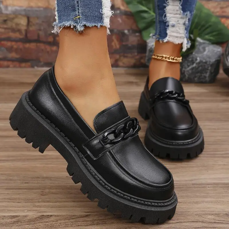 2025 Spring Chunky Platform Wedges Women Shoes Chain Decoration Slip On Casual Shoes Woman Soft Sole Patent Leather Loafers
2025 Spring Chunky Platform Wedges Women Shoes Chain Decoration Slip On Casual Shoes Woman Soft Sole Patent Leather Loafers