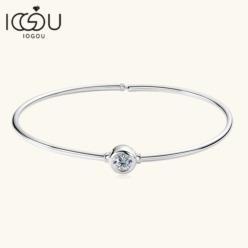 0.5ct Bezel Round Moissanite Bangle Bracelet 925 Sterling Silver for Women Classic Charms Jewelry Birthday Valentine's Day Gift
0.5ct Bezel Round Moissanite Bangle Bracelet 925 Sterling Silver for Women Classic Charms Jewelry Birthday Valentine's Day Gift
