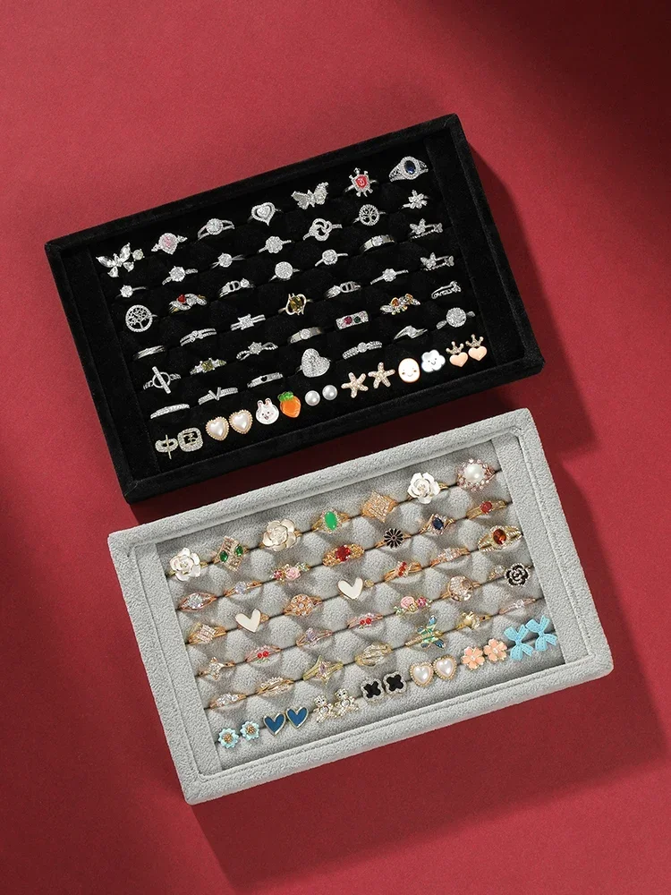 Elegant and Versatile Jewelry Tray for Rings, Earrings and other Accessories with Soft Velvet Lining
Elegant and Versatile Jewelry Tray for Rings, Earrings and other Accessories with Soft Velvet Lining