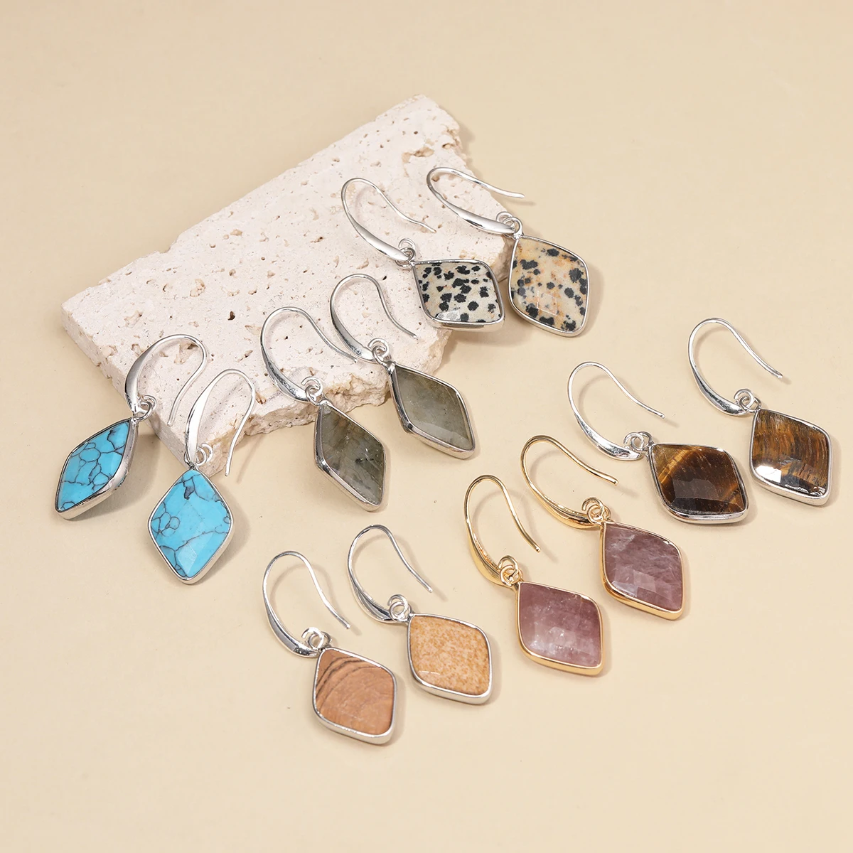 Fashion Natural Stone Women's Earrings Diamond Generous Tiger's Eye Amethyst Earrings Jewelry Gifts For Ladies
Fashion Natural Stone Women's Earrings Diamond Generous Tiger's Eye Amethyst Earrings Jewelry Gifts For Ladies