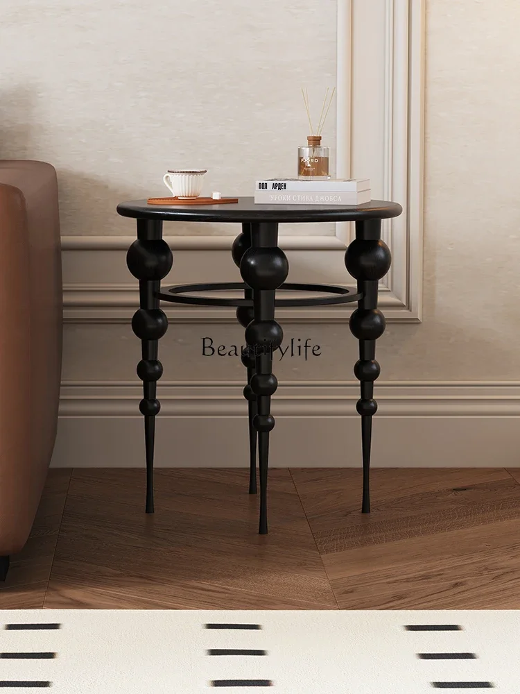 American retro living room, solid wood edge next to sofa, French bedroom, bedside small tea table
American retro living room, solid wood edge next to sofa, French bedroom, bedside small tea table