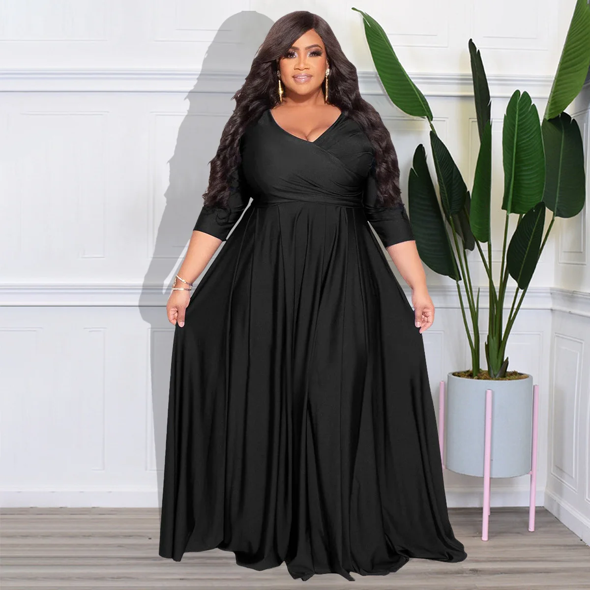 Women's Plus Size Elegant A-Line Maxi Dress
Women's Plus Size Elegant A-Line Maxi Dress