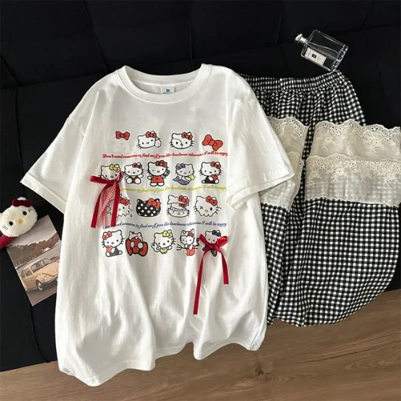 New Hello Kitty pajamas summer gray short-sleeved trousers bow two-piece set cute cartoon Hello Kitty women's loungewear
New Hello Kitty pajamas summer gray short-sleeved trousers bow two-piece set cute cartoon Hello Kitty women's loungewear