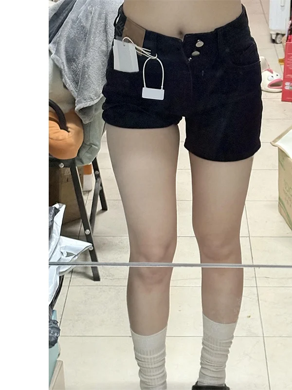 American Retro High Waist Denim Shorts Women's New Summer Slim A-Line Elastic Wide Leg Hot Pants Casual Straight Leg Jeans
American Retro High Waist Denim Shorts Women's New Summer Slim A-Line Elastic Wide Leg Hot Pants Casual Straight Leg Jeans