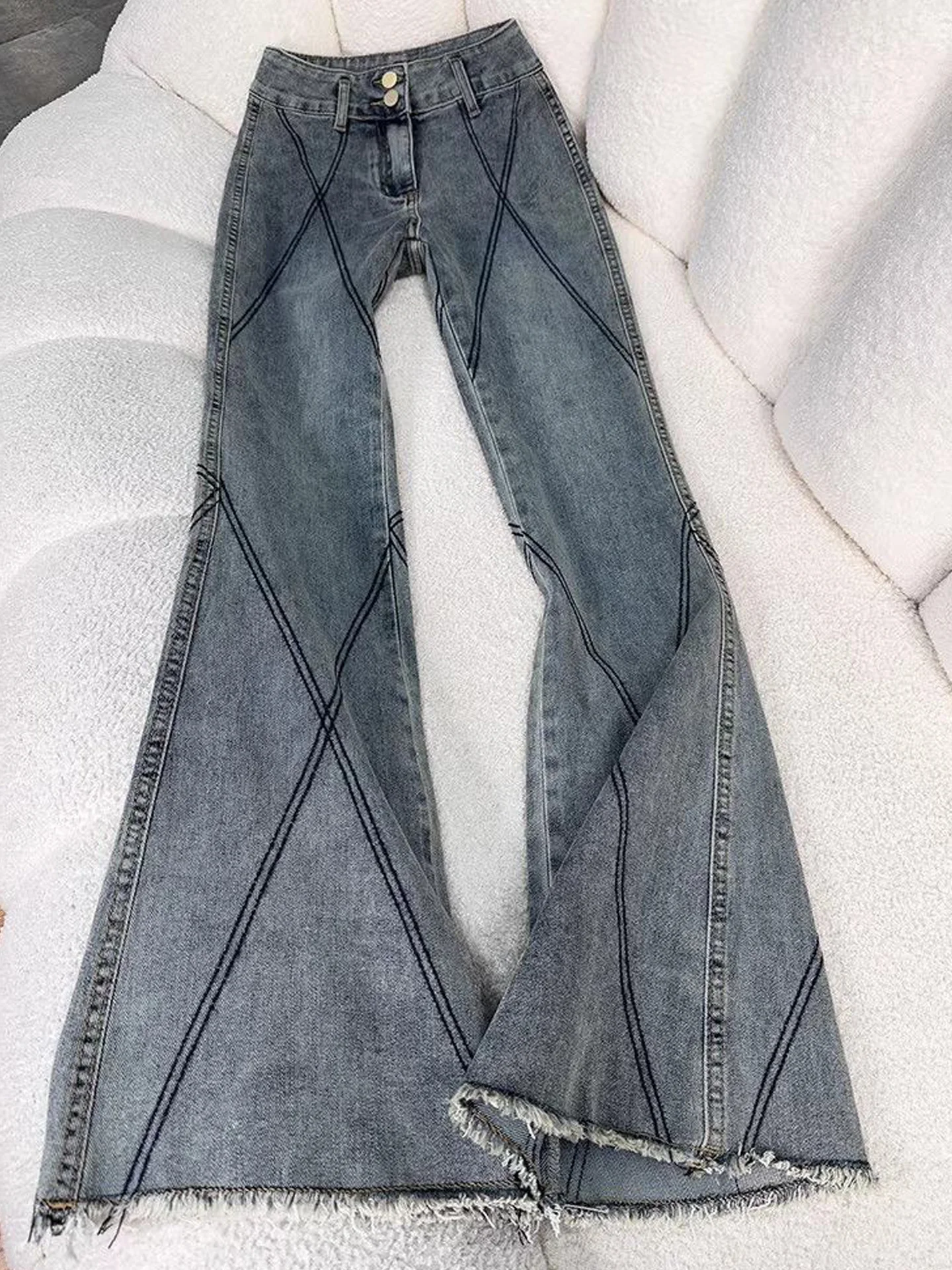 Retro American High Waist Bell Bottom Jeans Women's Spring Summer New Design Washed out Vintage Wide Leg Pants Denim
Retro American High Waist Bell Bottom Jeans Women's Spring Summer New Design Washed out Vintage Wide Leg Pants Denim