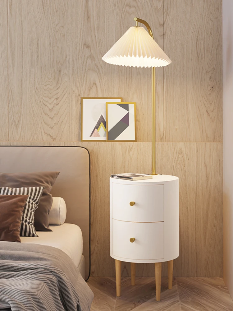 Floor lamp Bedroom antique charging coffee table storage ins style living room light luxury bedside table integrated floor lamp
Floor lamp Bedroom antique charging coffee table storage ins style living room light luxury bedside table integrated floor lamp