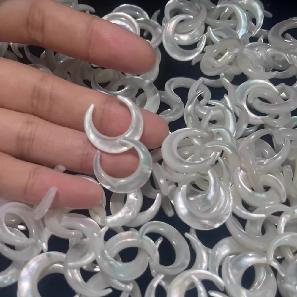 Натуральные бусины из ракушек морской воды в форме луны, черная подвеска в виде ракушки, жемчуг в форме ракушки для матери, DIY изготовление ювелирных изделий, ожерелье, серьги, аксессуары
Натуральные бусины из ракушек морской воды в форме луны, черная подвеска в виде ракушки, жемчуг в форме ракушки для матери, DIY изготовление ювелирных изделий, ожерелье, серьги, аксессуары