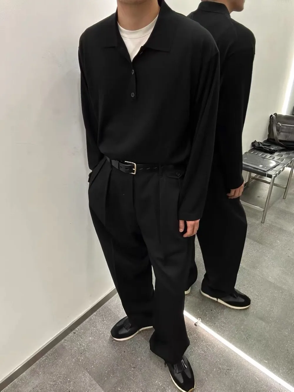 Drapey Classic Pure Wool Top Sweater for Men and Women
Drapey Classic Pure Wool Top Sweater for Men and Women