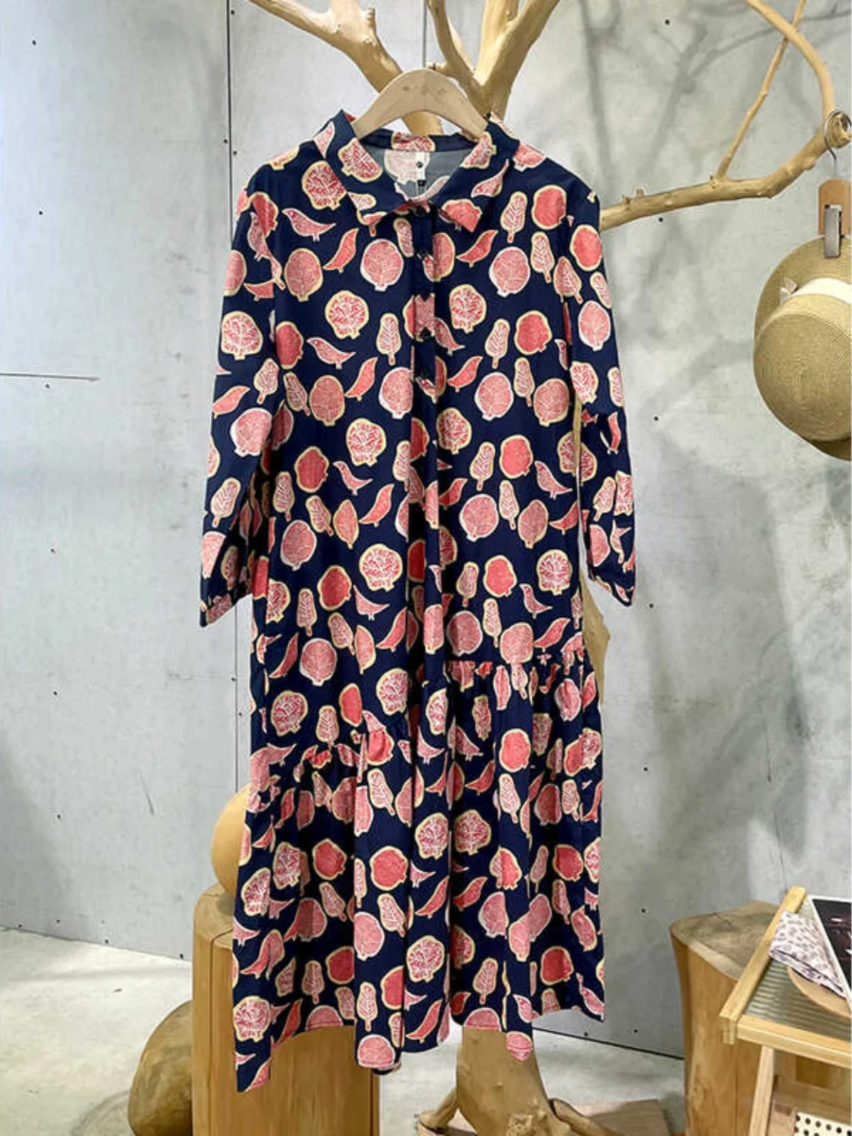 Новая летняя женская юбка миди А-силуэта из хлопка с цветочным принтом, свободного кроя, модель CV02Q8489
Новая летняя женская юбка миди А-силуэта из хлопка с цветочным принтом, свободного кроя, модель CV02Q8489