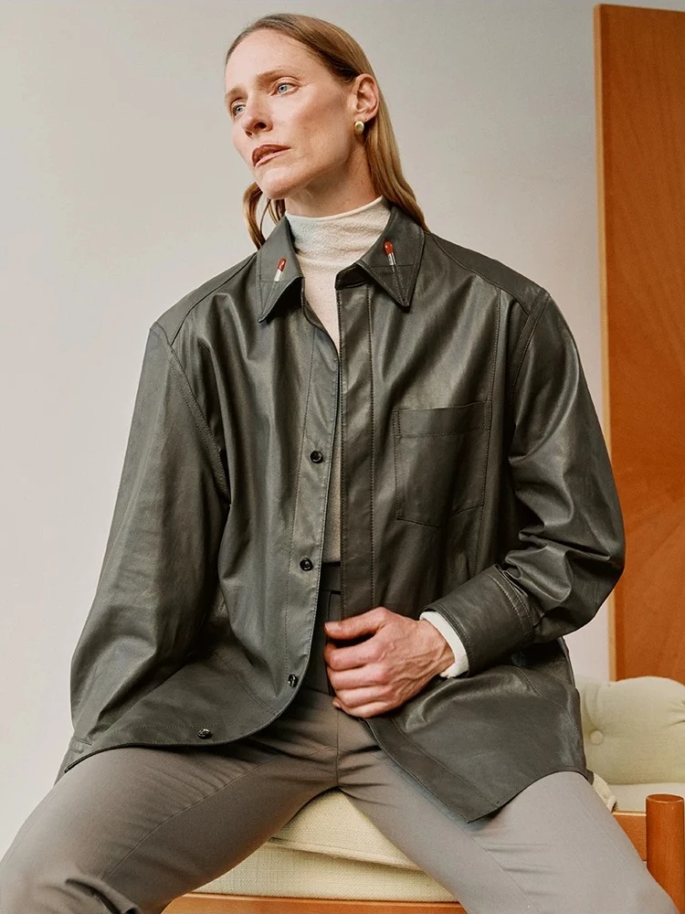 Natural Sheepskin Shirt Coat Women Retro Loose Lapel Collar Leather Jacket casaco feminino High Quality Woman Small Sheepskin
Natural Sheepskin Shirt Coat Women Retro Loose Lapel Collar Leather Jacket casaco feminino High Quality Woman Small Sheepskin