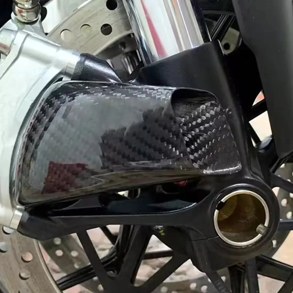 For BMW Carbon Fiber Motorcycle Front Brake Air Duct Caliper Radiator Cover R1250R / R1205RS 2019-2024 3K
For BMW Carbon Fiber Motorcycle Front Brake Air Duct Caliper Radiator Cover R1250R / R1205RS 2019-2024 3K