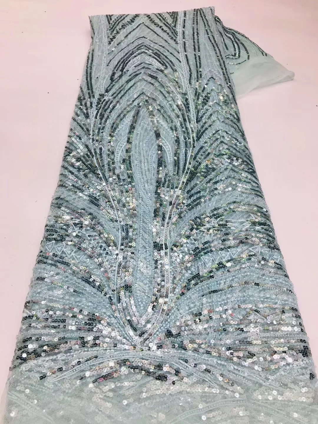 2023 Latest African Lace Fabric Embroidery French Mesh Lace Fabric with Sequins Nigerian Tulle Lace for PartyXX5609
2023 Latest African Lace Fabric Embroidery French Mesh Lace Fabric with Sequins Nigerian Tulle Lace for PartyXX5609