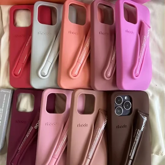 Lip Gloss Case for iPhone 16 Pro Max 15 14 Plus 13 12 11 ProMax Lipstick Soft Silicone Portable Holder Ins Hot Cover Soft Fundas
Lip Gloss Case for iPhone 16 Pro Max 15 14 Plus 13 12 11 ProMax Lipstick Soft Silicone Portable Holder Ins Hot Cover Soft Fundas