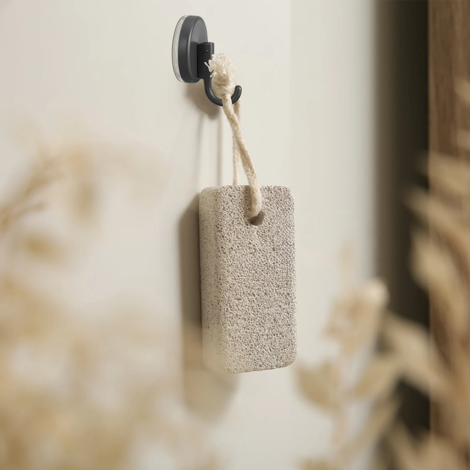4Pcs Suction Cup Hooks Stylish Design Versatile Use for Bathroom Kitchen Shower Organization Window Hangers Suction Cup 
4Pcs Suction Cup Hooks Stylish Design Versatile Use for Bathroom Kitchen Shower Organization Window Hangers Suction Cup