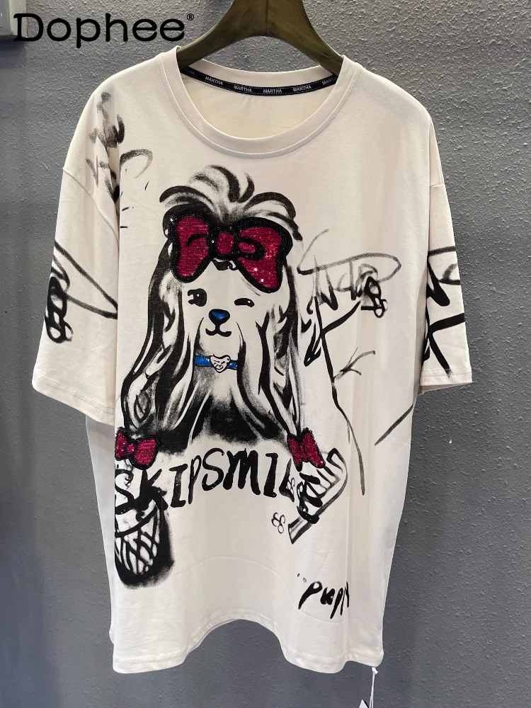 Sweet and Cool Style Sequined Bow Dog Graffiti T-shirt Women's 2025 New Loose Cartoon Print Top Round Neck Short Sleeve T-shirt
Sweet and Cool Style Sequined Bow Dog Graffiti T-shirt Women's 2025 New Loose Cartoon Print Top Round Neck Short Sleeve T-shirt