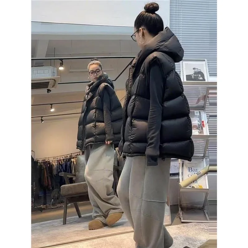 Autumn Winter Down Cotton Waistcoat Women 2025 New Fashion Loose Hooded Vest Cotton Jacket Pure Colour Outerwear Female
Autumn Winter Down Cotton Waistcoat Women 2025 New Fashion Loose Hooded Vest Cotton Jacket Pure Colour Outerwear Female